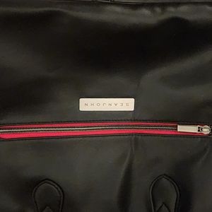 SEAN JOHN DUFFLE BAG